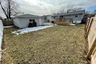 937 N Wood Ave, Griffith, IN 46319 - Photo 28