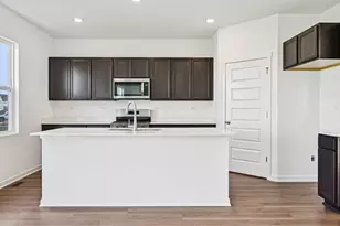 10365 Blaine St, Crown Point, IN 46307 - Photo 2