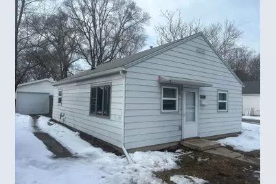 722 N Carroll Avenue, Michigan City, IN 46360 - Photo 1