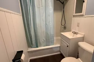 722 N Carroll Ave, Michigan City, IN 46360 - Photo 14