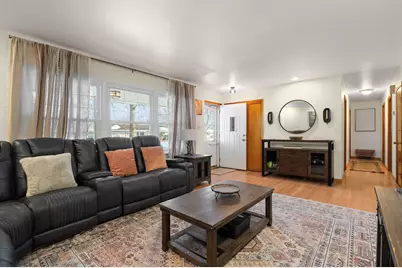 319 Michele Avenue, Crown Point, IN 46307 - Photo 8