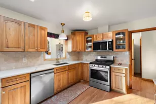 319 Michele Ave, Crown Point, IN 46307 - Photo 12