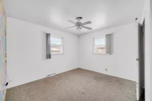 2450 Clydia St, Portage, IN 46368 - Photo 12