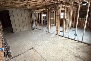 4077 Louisiana St, Gary, IN 46409 - Photo 10