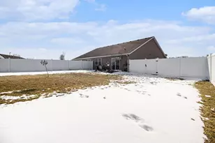 1329 California St, Hobart, IN 46342 - Photo 20