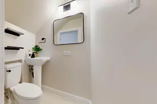 2310 W 73rd Ave, Merrillville, IN 46410 - Photo 38