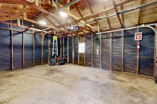 2310 W 73rd Ave, Merrillville, IN 46410 - Photo 48