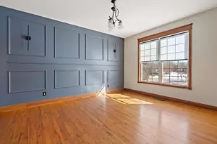 2605 Nottingham Dr, Valparaiso, IN 46383 - Photo 12