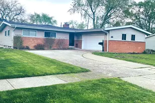 254 E Greenwood Ave, Crown Point, IN 46307 - Photo 1