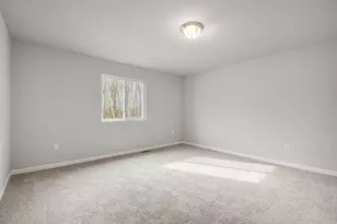 123 Mayfield Dr, Michigan City, IN 46360 - Photo 6