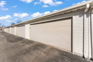 1823 Beech Ct, Crown Point, IN 46307 - Photo 20