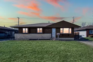 9410 Farmer Dr, Highland, IN 46322 - Photo 20