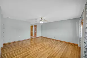 9410 Farmer Dr, Highland, IN 46322 - Photo 4