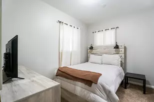 1111 Truman St, Hammond, IN 46320 - Photo 10