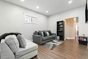 1111 Truman St, Hammond, IN 46320 - Photo 2