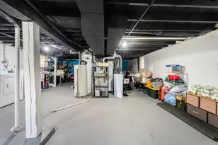 1111 Truman St, Hammond, IN 46320 - Photo 16