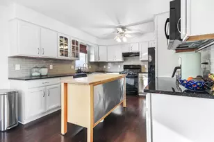 1691 Ruby Ct, Hobart, IN 46342 - Photo 8