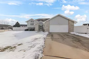 1691 Ruby Ct, Hobart, IN 46342 - Photo 24