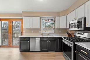 2164 Terrace Dr, Highland, IN 46322 - Photo 8