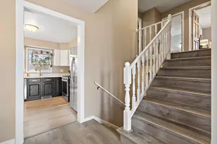 2164 Terrace Dr, Highland, IN 46322 - Photo 14