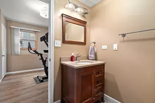 2164 Terrace Dr, Highland, IN 46322 - Photo 24