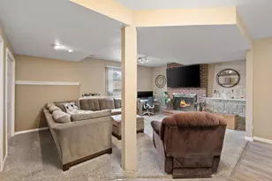 2164 Terrace Dr, Highland, IN 46322 - Photo 22