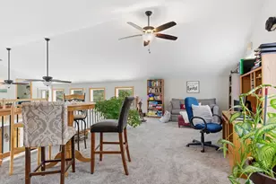 9960 Wildwood Pl, Demotte, IN 46310 - Photo 14