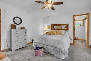 9960 Wildwood Pl, Demotte, IN 46310 - Photo 18