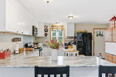 9960 Wildwood Place, Demotte, IN 46310 - Photo 10