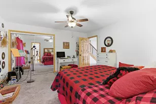 9960 Wildwood Pl, Demotte, IN 46310 - Photo 12