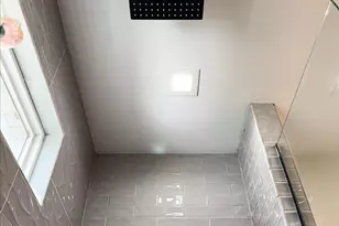 8183 Old Oak Dr, Demotte, IN 46310 - Photo 30