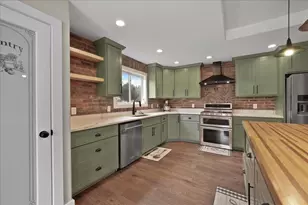 8183 Old Oak Dr, Demotte, IN 46310 - Photo 12