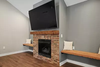 8183 Old Oak Drive, Demotte, IN 46310 - Photo 16