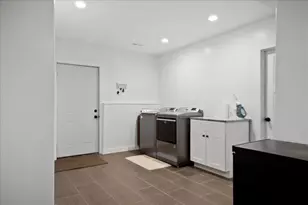 8183 Old Oak Dr, Demotte, IN 46310 - Photo 50