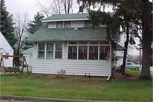 401 Rockwood St, La Porte, IN 46350 - Photo 1