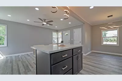 845 Floyd Street, Gary, IN 46403 - Photo 10