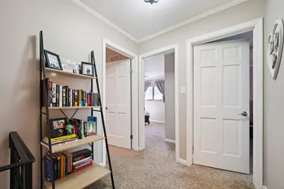 1040 Fran Lin Parkway, Munster, IN 46321 - Photo 14