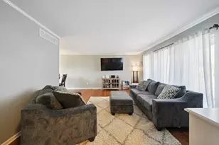 1040 Fran-lin Pkwy, Munster, IN 46321 - Photo 4