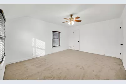 7607 Monroe Avenue, Hammond, IN 46324 - Photo 10