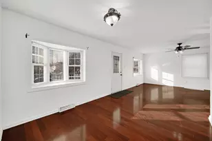 7607 Monroe Ave, Hammond, IN 46324 - Photo 4