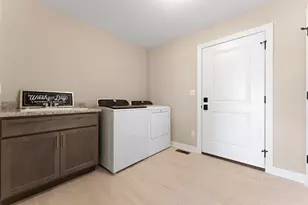 13993 Blue Sky Ct, Dyer, IN 46311 - Photo 20