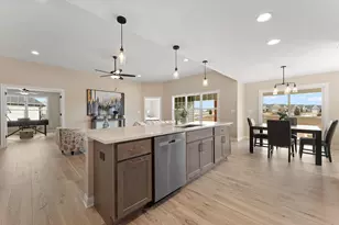 13993 Blue Sky Ct, Dyer, IN 46311 - Photo 6