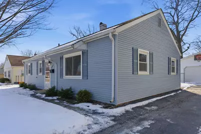 202 Northview Drive, Valparaiso, IN 46383 - Photo 2