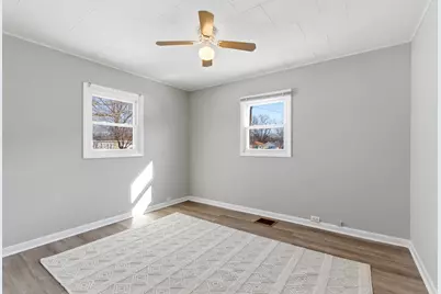 202 Northview Drive, Valparaiso, IN 46383 - Photo 12