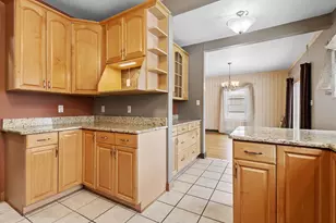 109 Elmwood Pl, Crown Point, IN 46307 - Photo 14