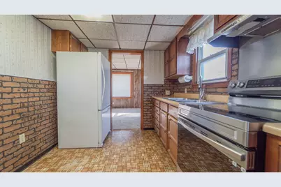 622 N Lafayette Street, Griffith, IN 46319 - Photo 6