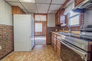 622 N Lafayette St, Griffith, IN 46319 - Photo 6