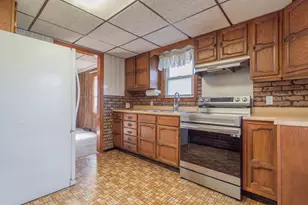 622 N Lafayette St, Griffith, IN 46319 - Photo 8