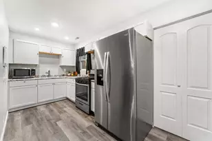 4138 W 20th Ave, Gary, IN 46404 - Photo 6