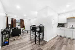 4138 W 20th Ave, Gary, IN 46404 - Photo 8